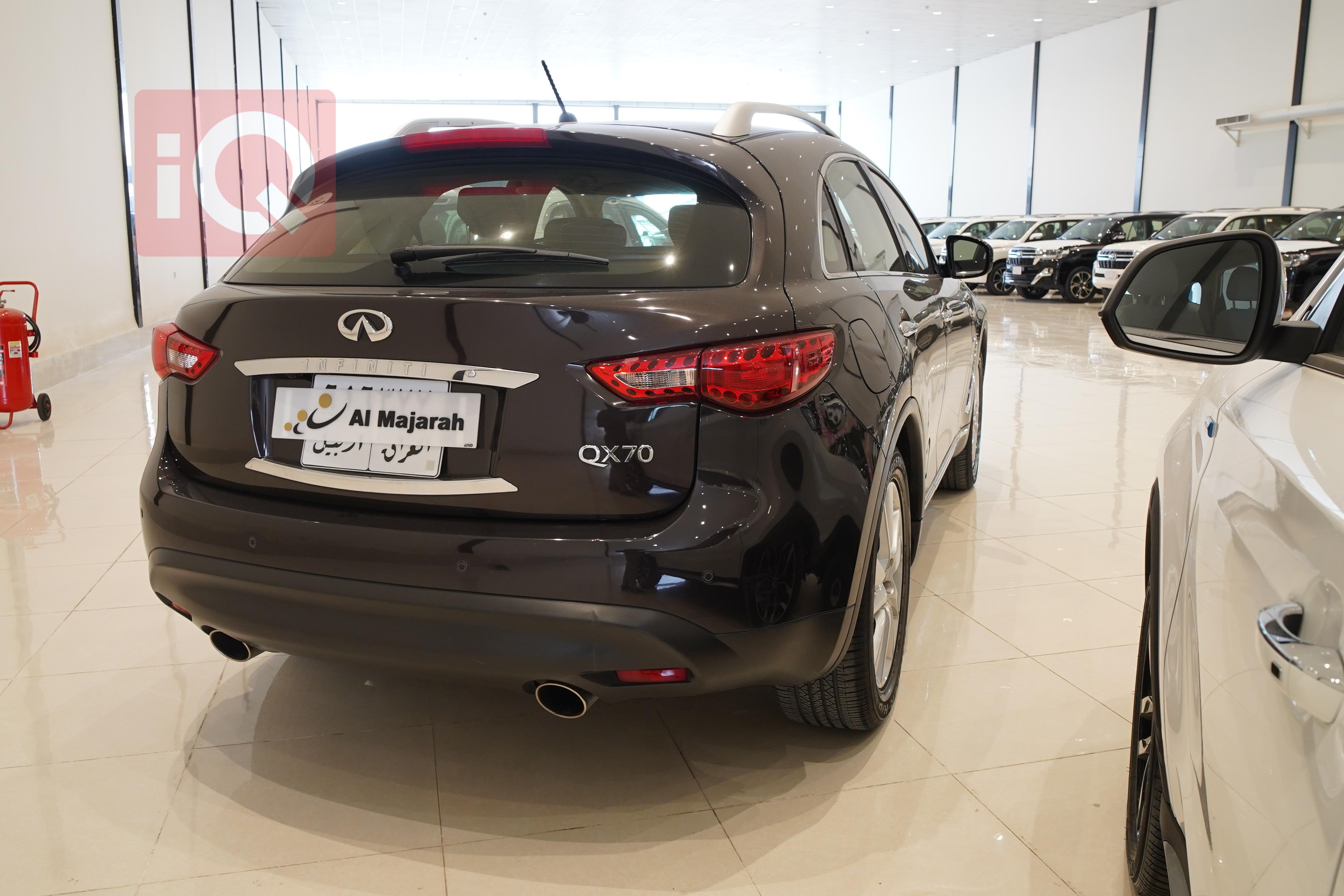 انفنتي QX70